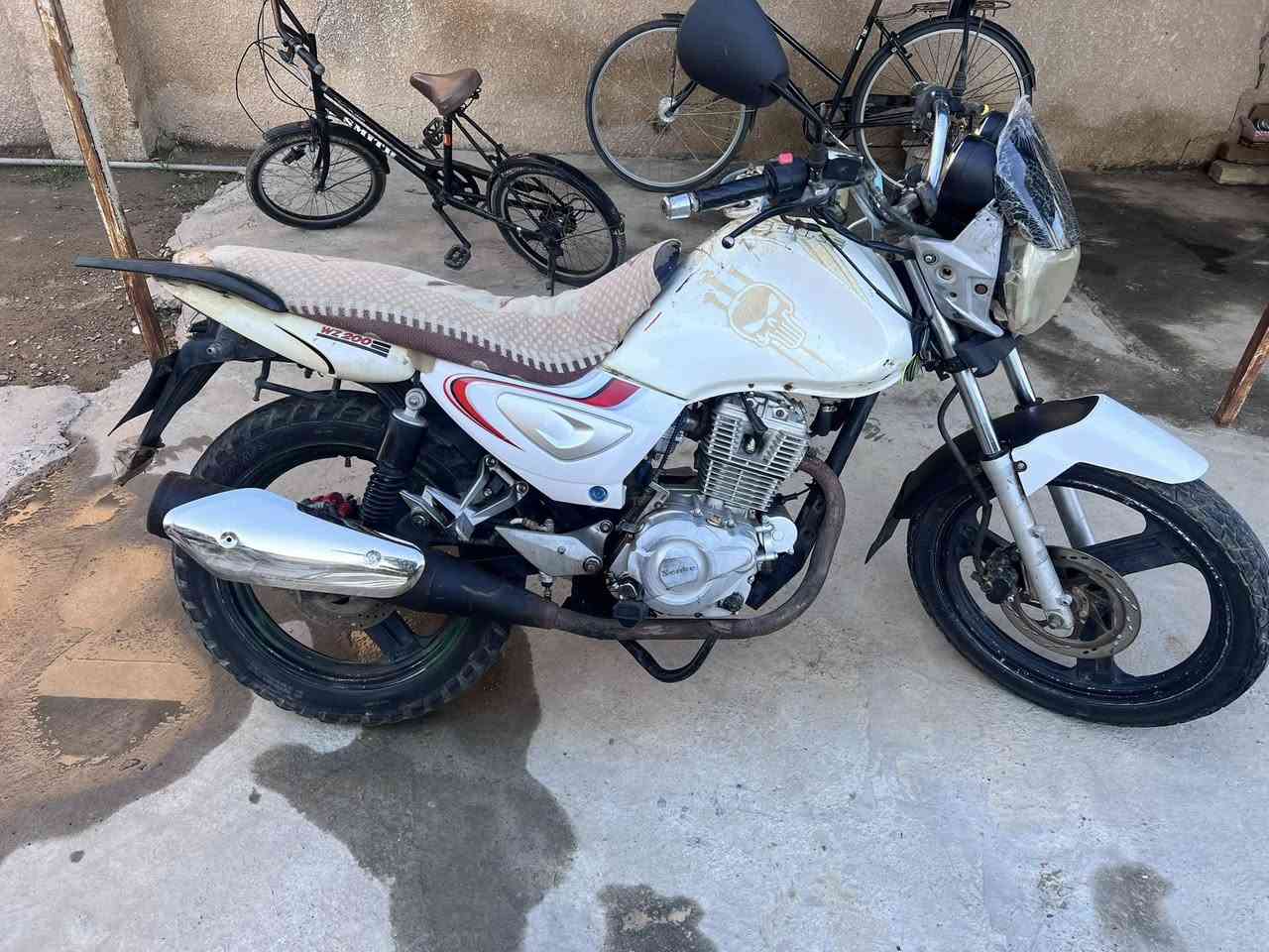 ماطور سنكي للبيع السعر 500وبي مجال نقصة بس ***********
