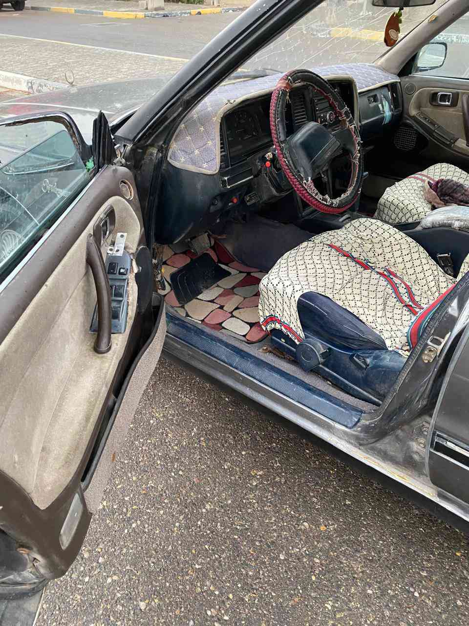 السلام عليكم /هارتوب موديل 92 مصبوقه عام السياره مكفوله من الكص والنقل والضربه  مكينه كير ففيتي ثنين ونص رقم انكليزي سنويه 30 سعر 40 وبيها مجال العنوان البصره كرمه علي/***********
