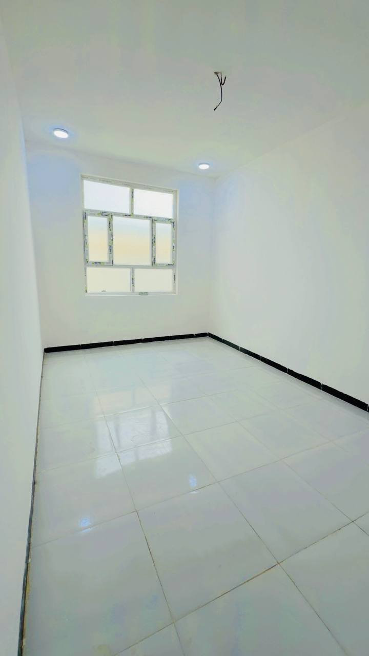 بيت  البيع زراعي سند 25
العنوان التقيه الثالثه قرب مجمع الروان النموذجي شارع 12
المساحه 150
الواجهه 750
النزال 20
البيت طابقين 
عدد الغرف 4
استقبال
صاله عدد 2
مطبخ 
مجمعات صحيه طابقين***********
واتساب ***********  مراجعه مكتب 🏢 العاصمة للعقارات والمقاولات العامه العنوان الديوانية ام الخيل ساحه الاحتفالات قرب البلديه الجديده*********** واتساب
