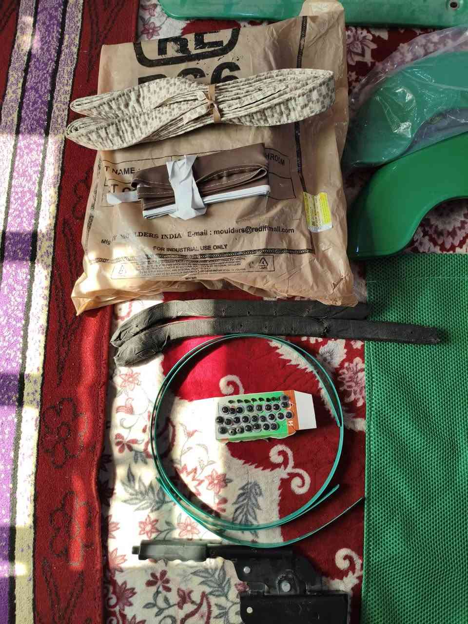 سلام عليكم غراض تكتك جادر شركة ليبل اصفر كامل حتة براغي وخشب الكصة وسفايف وياه  جيب وشد موديل 22 بيجي +وضفيرة خلفية وبقية الغراض كادمكم كلهن شلع 100 مكاني الحسينية رقمي ***********
