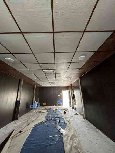 عماد في قضاء رفاعي
#عمل_كافة_الديكورات✅ 
1-مربعات عدل + خسف
2-عمل اشرطه بلاستك عدل + خسف وحسب الطلب🙂
3-عمل زجاجي مربعات🙂
4-جبس بورد 🙂
5- تغليف جدران بلاستك🙂
6-صبغ منازل 🙂
7-ديكورات بلازمة بلاستك🙂
8 -فلين+ فوم✳
وباقي الديكورات. الستفسار على رقم ***********
