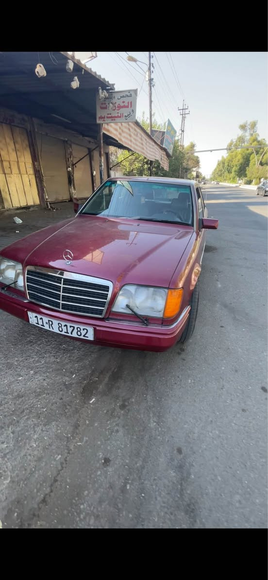مارسيدز موديل 1991 فول مواصفات 300 بي بي شبح
تبريد شغال. محرك بط 3000
بدون ضربة. فقط كلير للجمالية
سيارة جاهزة من كل نواحي 
صدر جديد. تايرات جديد 
بدون مصرف 
رقم الماني  بسمي
مكاني كركوك
*********** كركوك, العراق
