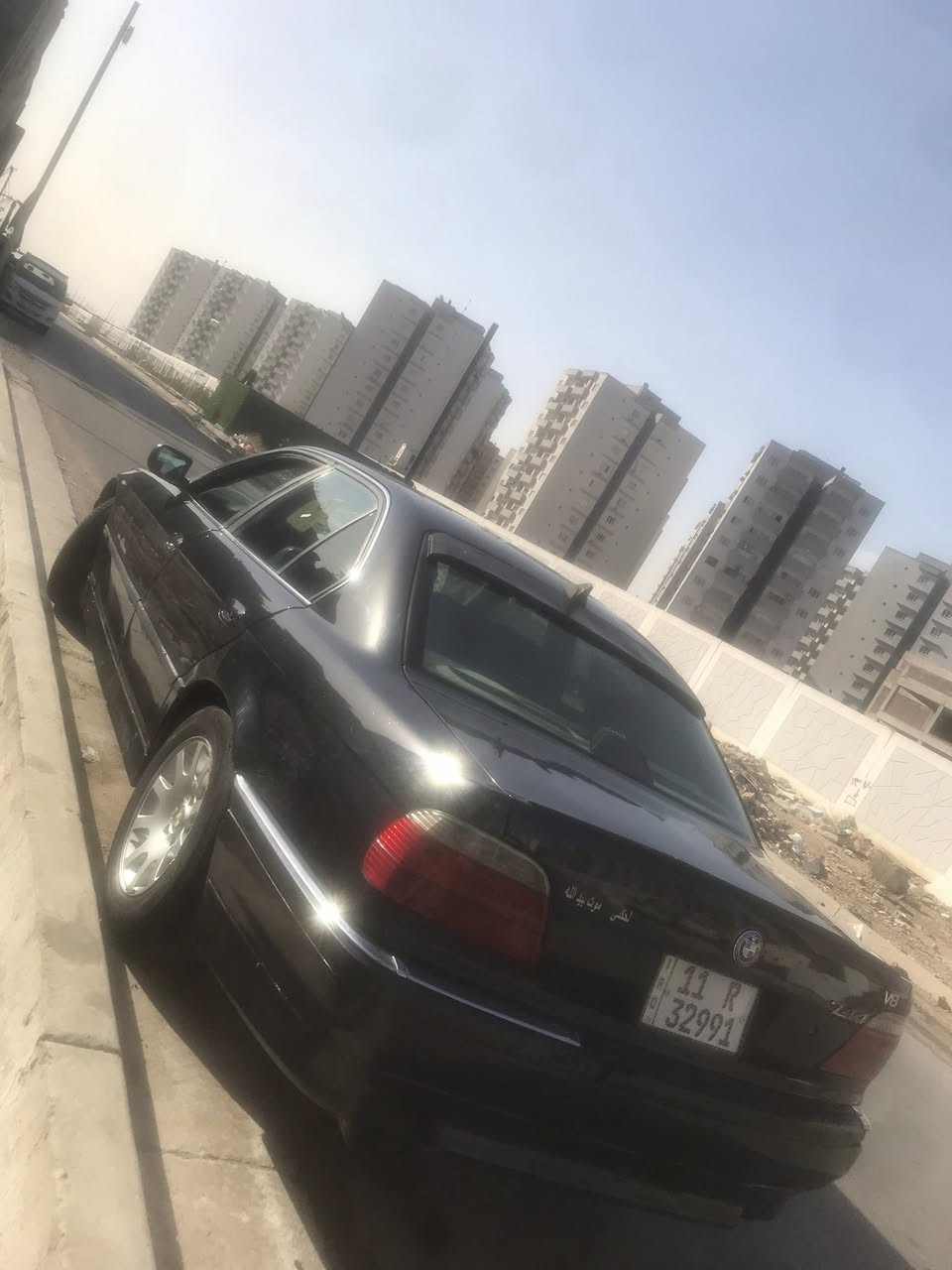 سلام عليكم بي ام740i اصل بليته وسنويه موديل 95 سياره بلاديه مابيها ضربه محرك وكير خير من الله نشاط فول جنطه شفط سنتر لوك شغال لبلادي كهربايات كله شغاله لايت زنون عالي ناصي كلش قوي سوارات لايت بيه صدر امامي خلفي جديد وتايرات كله جدد مبدلهن طسته مال حديث ناعمه رقم بغداد انكليزي صاعده هزه وجاهزه سنويه 28 تحويل شوكت ميعجبج صاحبه موجود السعر 63 ورقه وبيه مجال قليل لشراي يتصل ***********
