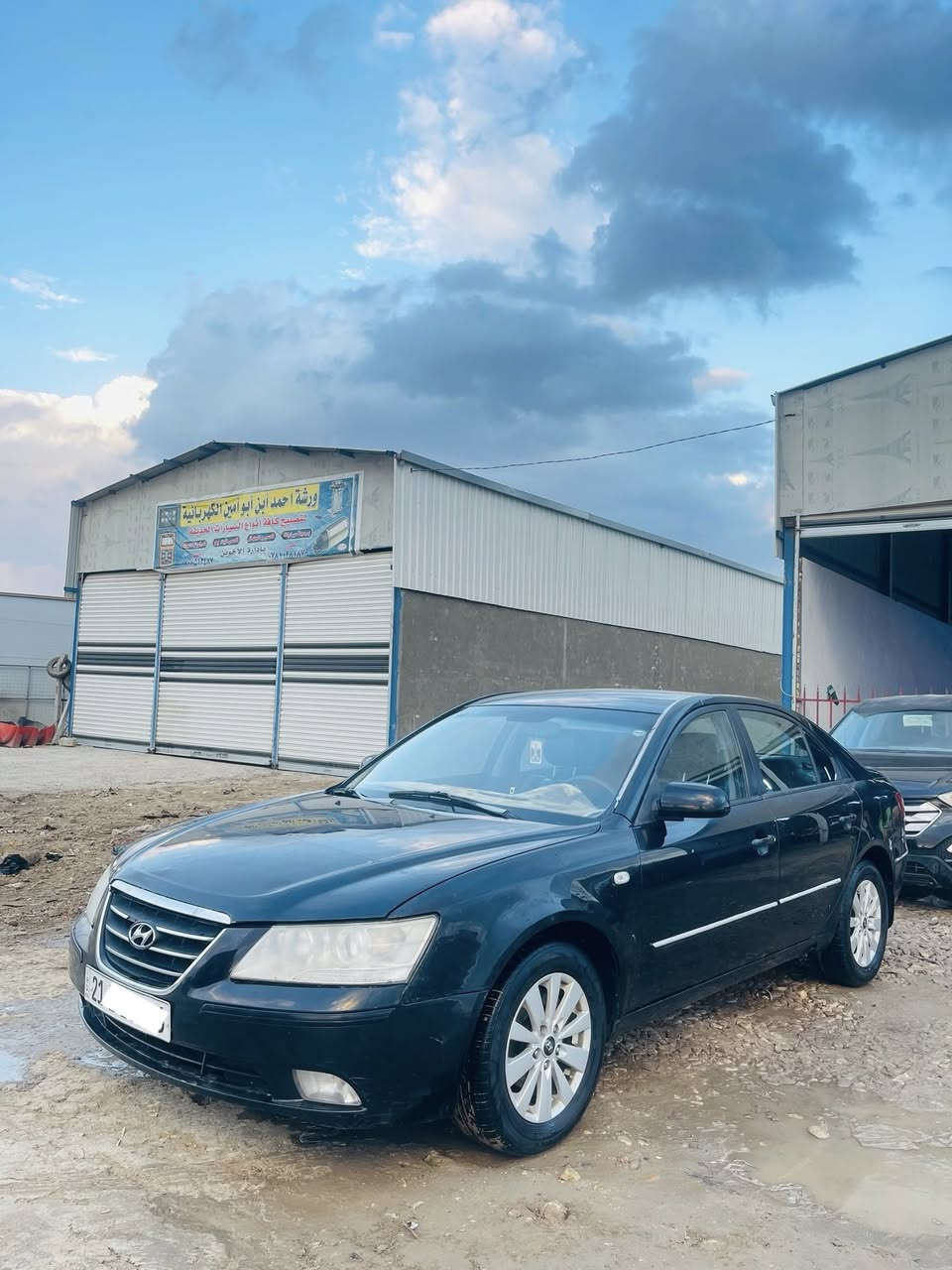 سلام عليكم
سوناتا 2009 مقدس خليجيه 
رقم سلمانيه هزه سونه جديده بسمي 
مكينه 2400 مامفتوحه بشرط لاتنقيص ولا تبخير 
سياره مصبوغه حزام للجماليه فقط مكفوله من قطرت معجون
مواصفات لسياره
كشنات جلد 
تحكمات ستيرن جهتين 
شاشا كبيره 
كامره دواره 
مكينه كير حداديه تخم تاير كله بل جيس 
سياره جديد بمعنه لكلمه مانقصه برغي 
سعر 93 وبيه مجال للشراي 
مكان سياره بابل حله 
لاستفسار ***********
