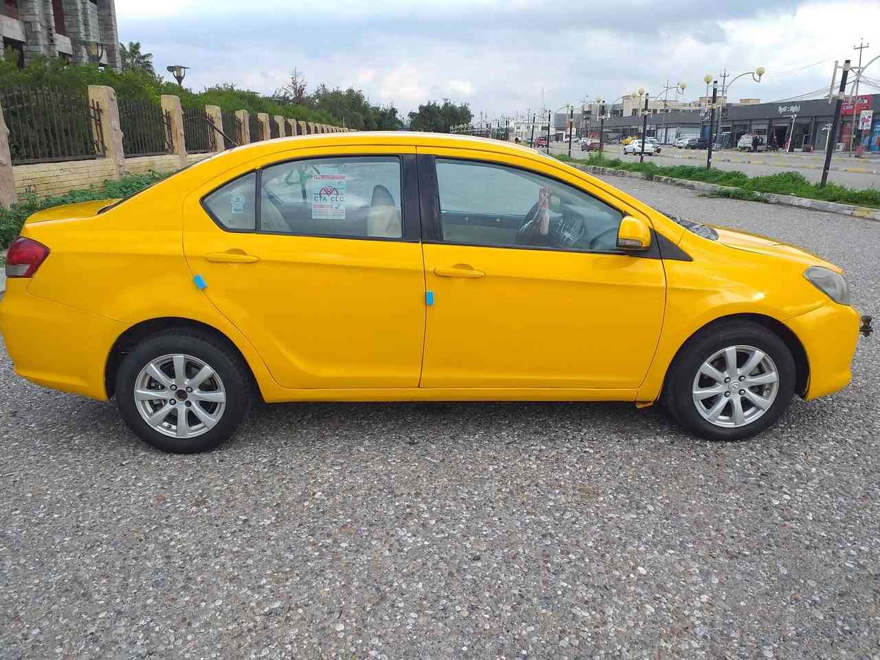 متاح اكريت ويل 2011 مشروع وطني هيه غرام صفر شرط تحويل  يل كوبون بنزين بيه ضرر تصفيلت بيه كير محرك شرط كير محرك يارس صدر جديد كهرابءياته كامله قفل مركزي دوشمه جديده *********** شراي يجي خاص وهذه رقمي ٥٢ بيه مجال
