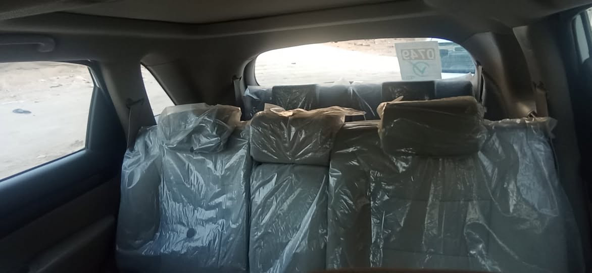 سلام عليكم بيع مستعجل سورنتو 2011خليجي رقم بغداد6سلندر للبيع فول مواصفات بنرامه السياره مكفوله بدون اي حادث مكينه جديده السعر155مكاني نجف ***********
