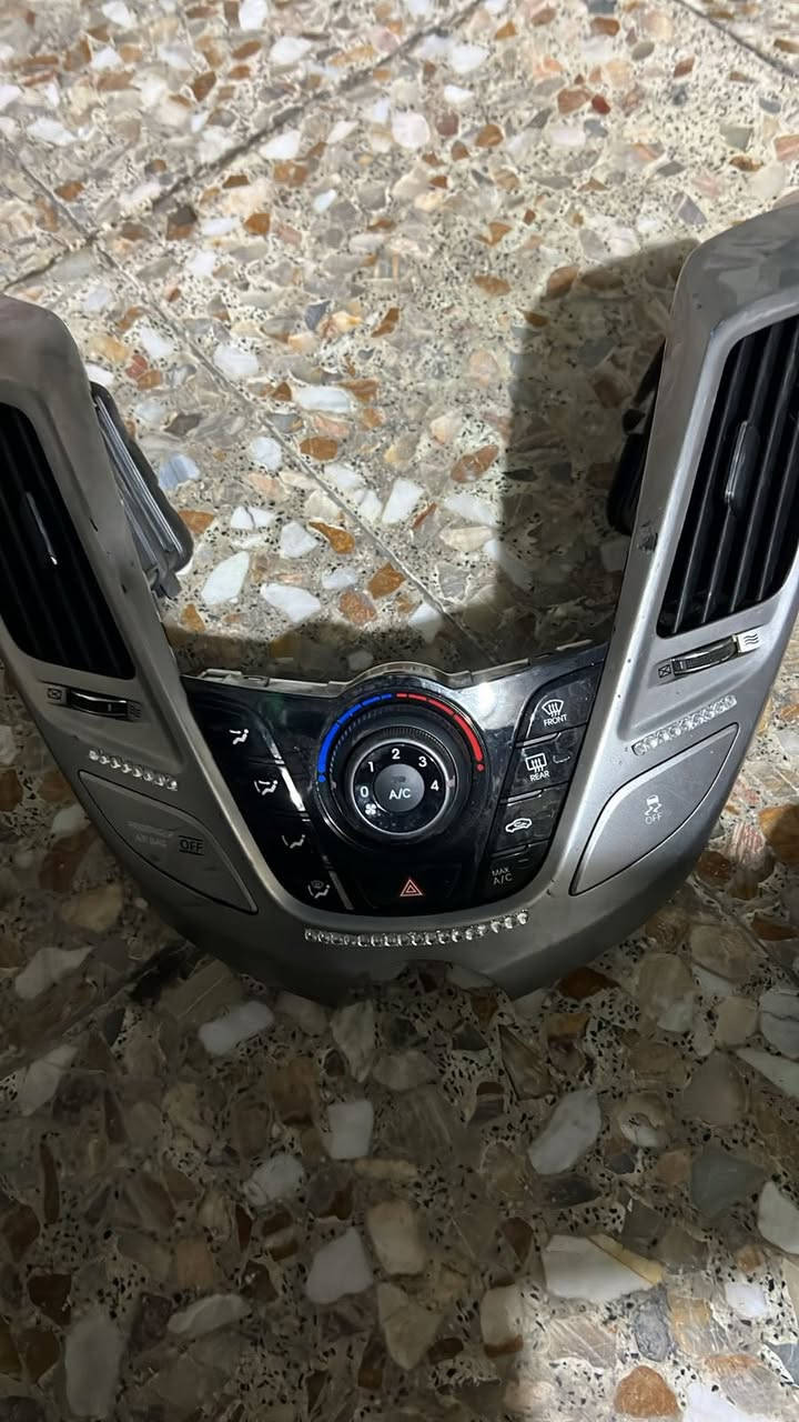 يتوفر جميع بوردات تبريد كوري
مكاني سنك محل يوسف السعدي 
***********
يتوفر خدمة توصيل
