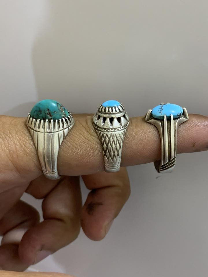 السلام عليكم
حبايب  محابس 3  السعر 95 نهائياً 
متوفر توصيل العنوان الناصرية مركز


**إذا كنت صاحب هذا الإعلان وتريد حذفه لأي سبب، رجاءا أرسل رسالة إلى الدعم الفني**