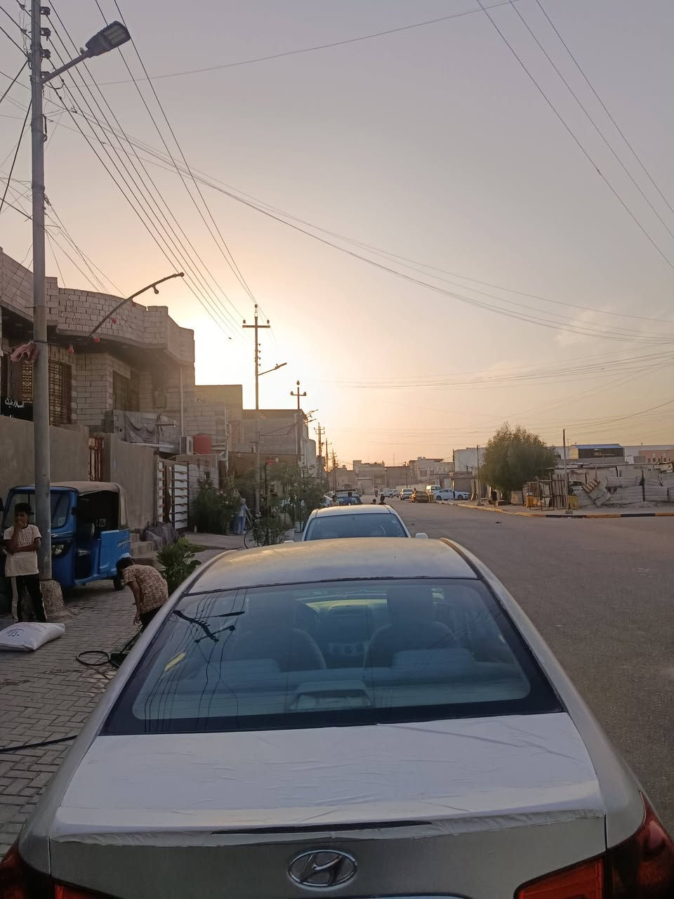 السلام عليكم النترا صابونه ادوات ادوات بيها ارقام انكليزي اربيل بدون سنويه بدون كصه السياره تبريد شغال سعرهه ٤٠ورقه وبيها مجال قليل الإستفسار *********** بس واتساب مكاني بصره القبله وذا اكو مراوس اوباما جارجر
