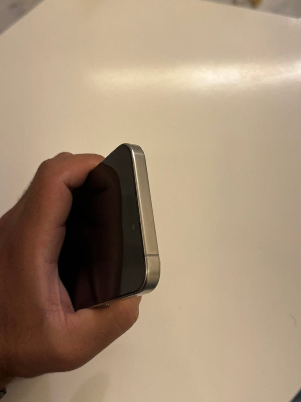 ايفون 15 pro max ذ256 بطاريه 81 جهاز ماستر شوق اوسط كفاله عامه من زلغ وشخط جهاز فول نضافه وصور كدامك ما داخل صيانه ابد وتر بروف على وضع الشركه سعره 990 وبي مجال بسيط جدا للشراي مكاني بغداد السيديه 
*********** واتساب او خاص
