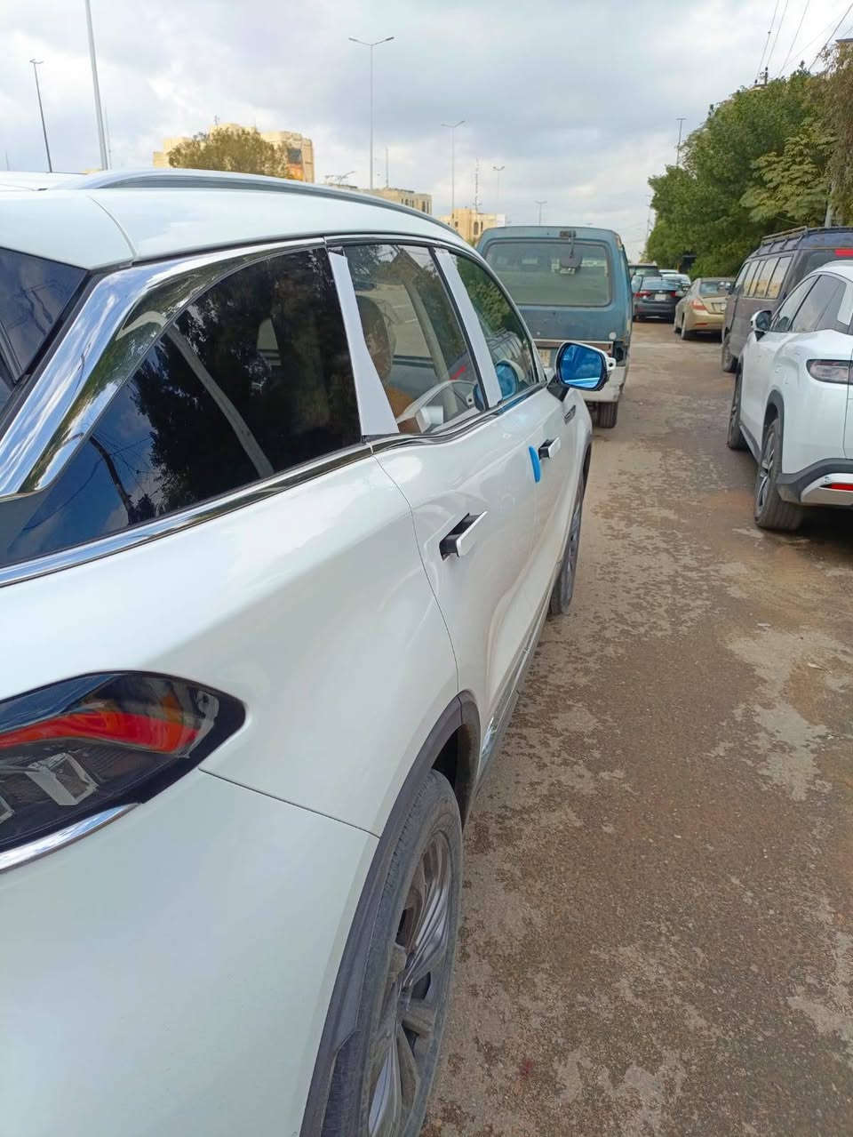 بايك X7 2025  

مكينه ياباني 1500 تيربو (2800 بالضمان)
كير ياباني (بالضمان)
ضمان 6 سنوات
صيانة سنتين (يشمل تبديل دهن وفلتر وفحص)
شاشات سامسونج
كاميرات 4 محيطية
رادار + قيادة ذاتية (ذكاء اصطناعي)
تطبك وحدة
كشنات جلد كهربائي (من شركة مرسيدس) + تدفئة وتبريد
تبريد 2 قطعة
مكفول (زيرو، صفر كيلو)

مكان السيارة: بغداد (ضمن ترقيم)
السعر: 26 مليون (سعر كسر السوق)
للتواصل: ***********

#بايك_X7 #بايك_2025 #بغداد #زيرو #تيربو #قيادة_ذاتية #ضمان_6_سنوات #بيع_سيارات
