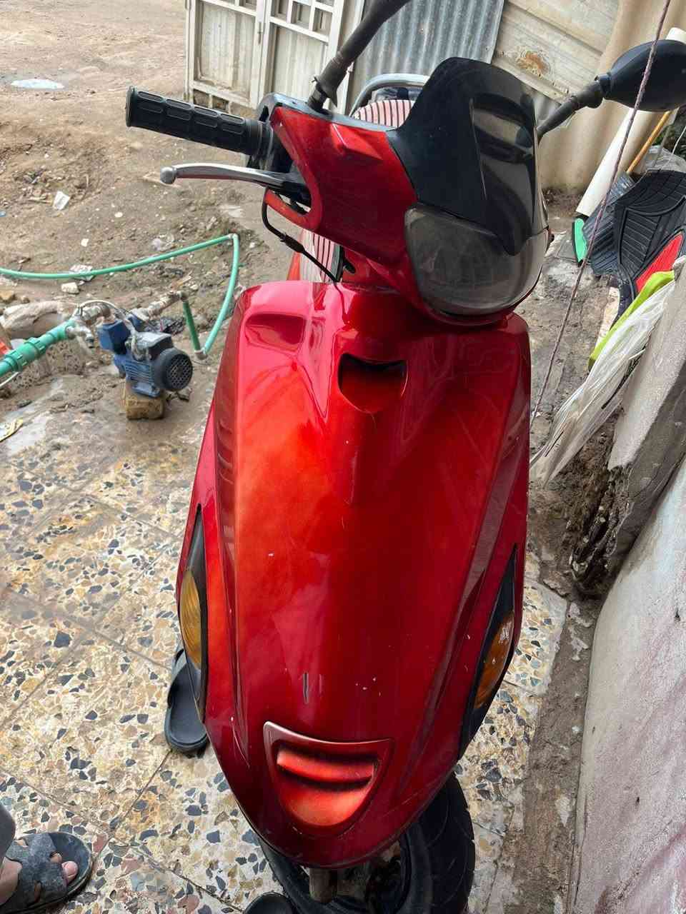 السلام عليكم دراجه  فراشه البيع.  دراجه شغاله   سعرها 250 وبيه مجال.     مكلف بنشر.  هاذ رقم صاحب دراجه ***********.   البصرة الزبير
