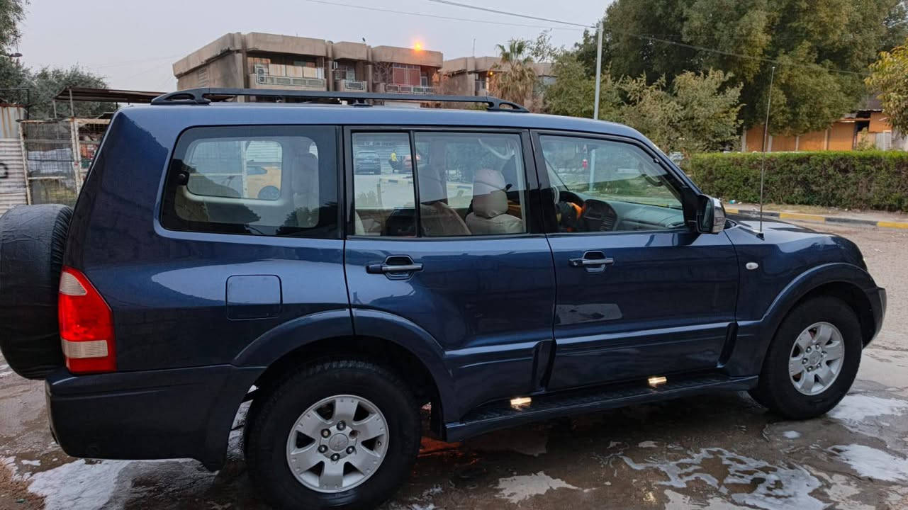 سلام عليكم اعضاء الكروب المحترم ....
باجيرو 2006 خليجي
مكينه 3000
مواصفات
مري شفط 
اناره ترحيب بل دوسه 
شاشه تاب 
منظومه غاز  
السياره عليها إدامه عامه 
دوشمه جديده 
تخم تاير جديد 
باتري جديد 
صدر جديد 
كفاله الحادث فقط صبغ الدعاميات 
سياره جديده مال بيت 
رقم بغداد نكليزي جديد سنويه بسمي شرط التحويل 
السعر 95 وبيها مجال شي بسيط العنوان البياع 
هاتف ***********
