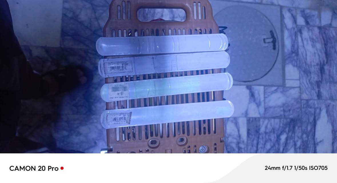 غراض بيسكل للبيع 40شلعة وحدة اذا مفرد الكاسحة ب5 والسلة الصفح ب5 والرماش الصفح ب5 والسهم ب2 والسيباية الامامية ب5 والفردالية ب5 والمراية ب5 والمصاطر ب5 والجرس ابو المراية ب2 والفسفورات 19 فسفورة ب6 والرماش الدائري الصغير ب2


**إذا كنت صاحب هذا الإعلان وتريد حذفه لأي سبب، رجاءا أرسل رسالة إلى الدعم الفني**