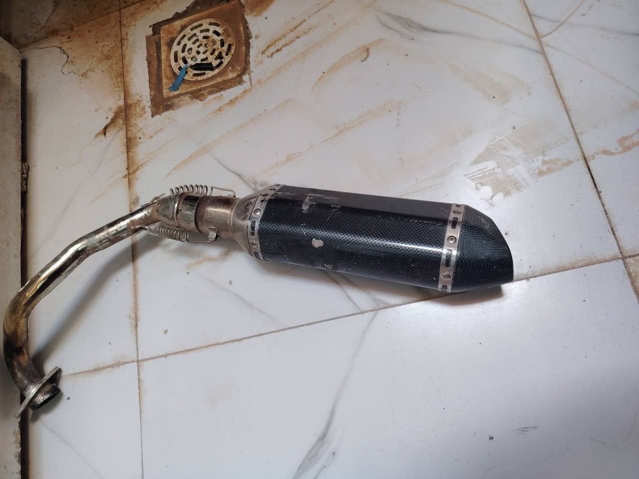 كفرات لون ابيض جدد مال شركه
وصالنصه رياضي مال ماكس 
وشراي يدلل


**إذا كنت صاحب هذا الإعلان وتريد حذفه لأي سبب، رجاءا أرسل رسالة إلى الدعم الفني**