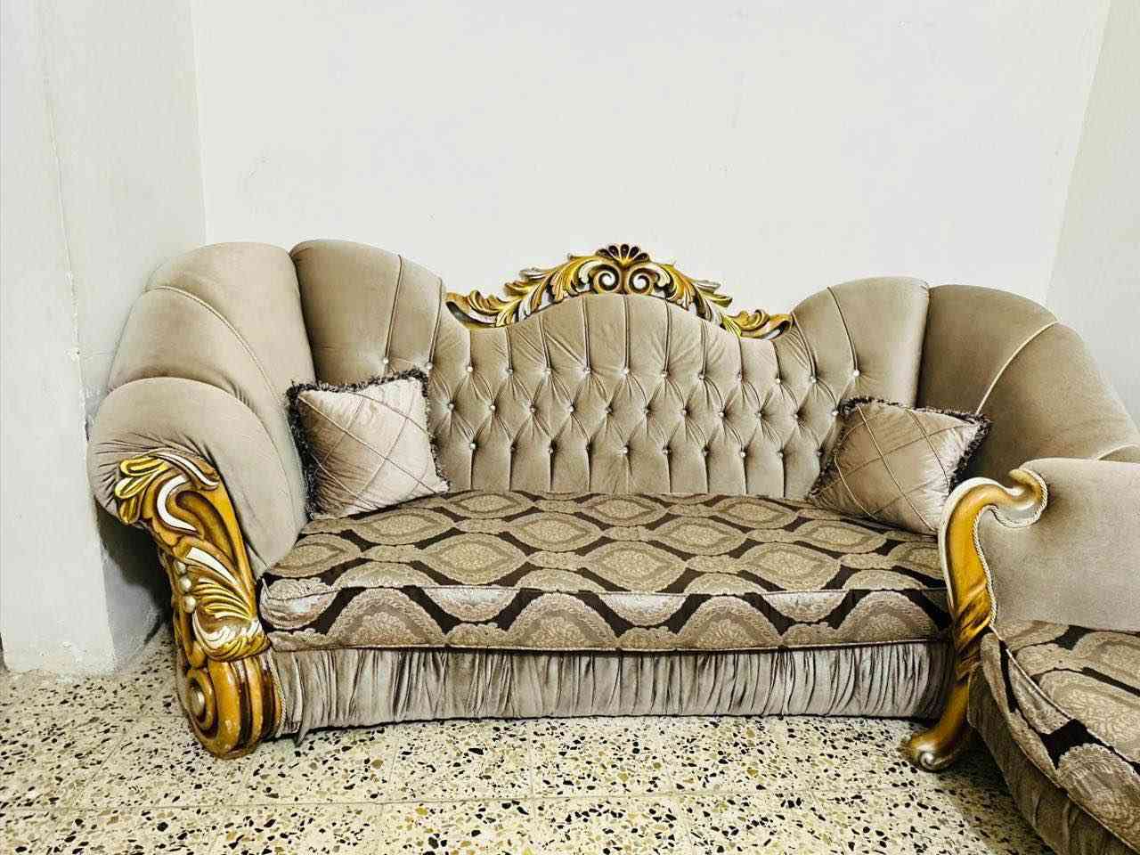 التخم ٦٠٠
البوفيه ٢٠٠ 
غرفه مليون وربع
ميز تلفزيون ١٥٠ بغداد, العراق


**إذا كنت صاحب هذا الإعلان وتريد حذفه لأي سبب، رجاءا أرسل رسالة إلى الدعم الفني**