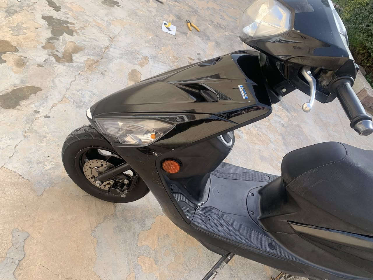 اكدز مديل عشرين السعر ١٢ ونص وبيه مجال العنوان كربلاء لاستفسار***********
