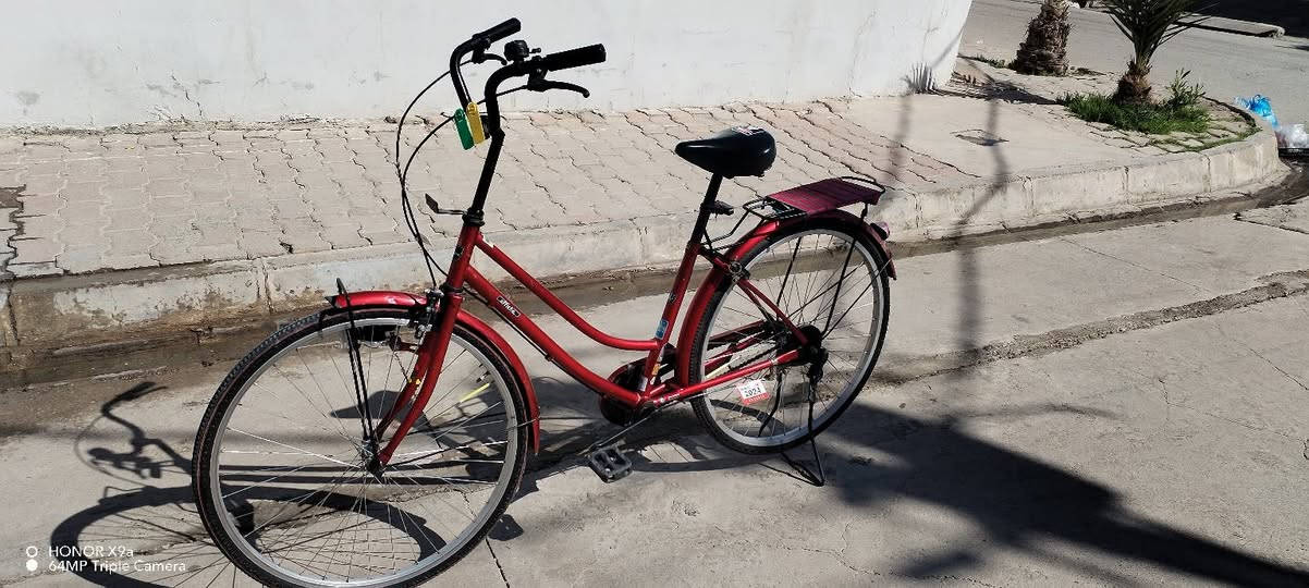 السلام عليكم بسكل لبيع مبي اي عيب تضيف فول سعر ١٠٠ وبي مجال رقم *********** بس وتساب
