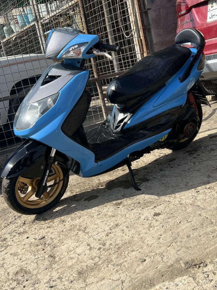 سلام عليكم للبيع أو مراوس دراجه شلعه ومعدل مخيفه مكينه مكفوله لانضوح لاتبخير ولاتنقيص ترايك وين ميعجبك لون مميززز تجي تشوف اوراق كامله ***********
