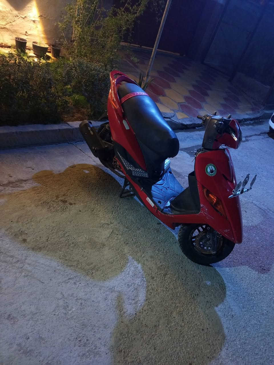 السلام عليكم دراجه للبيع نظيفه خير من الله ماكس ثعلب مابيه نقص سلف هندر العنوان بغداد الأمين الثانية السعر 400 وبيه مجال  

للاستفسار ***********
