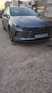 للبيع بي واي دي  مكفوله مديل 2025  07704781565