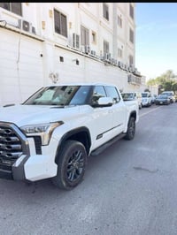 تويوتا تندرا هايبرد بلاتينيوم موديل 2023 ماشية 80 كم محرك 6 سلندر توين...