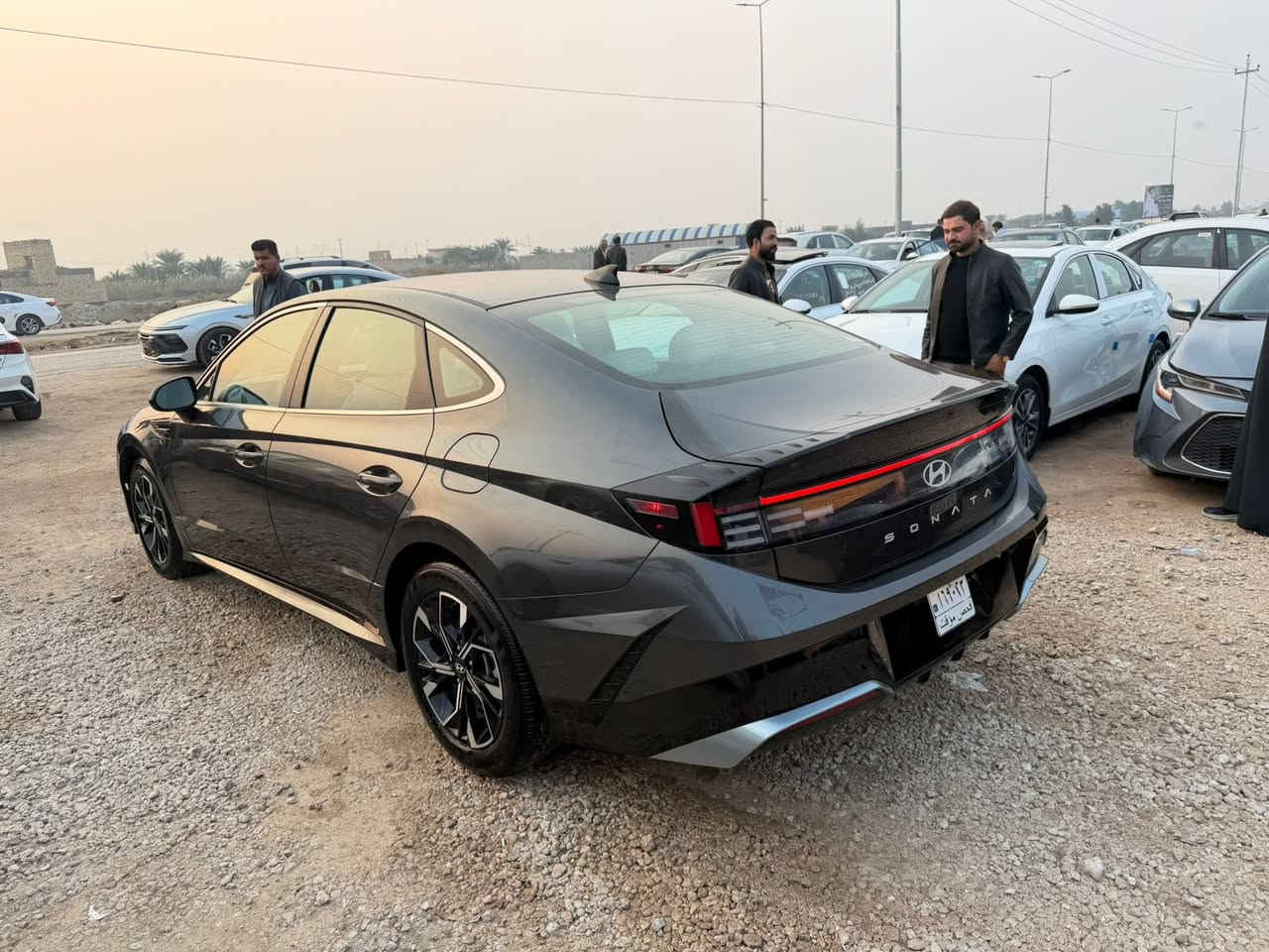 بيع او مراوس 
هونداي سوناتا 2025 
دخول جديد شهداء مثنى ( سنتين تصير حره )
ضرر بنيد تبديل وصبغ جاملغ 
السياره بدون ارباك 

مواصفات 
بصمه 
دواخل ابيض 
رادار امامي وخلفي
جنطه ذكيه 
ماشيه 14 الف فقط
السعر 188 وبيها مجال 
مكان السياره محافظة المثنى 
للاستفسار : ***********
