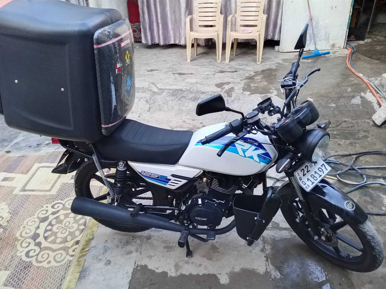 دراجه دايون لبيع ماشي الفين رقم ربيل دراجه بعدهه بل ضمان سعر مليونين 2 وبيهه مجال عنواني بغداد رقمي ***********
