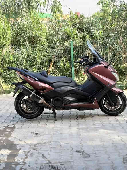 سلام عليكم  دراجة تيماكس  2014 530 مكينة مكفولة للاخير وبيها شخوط بصفحة عداها مكفولة الدراجة كفالة عامة ماشية 28 الف دراجة لون مميز مكاني بغداد القاهرة او الكريعات السعر  40 وبيها مجال بسيط وتسوة اكثر الدراجة رقمي ***********
