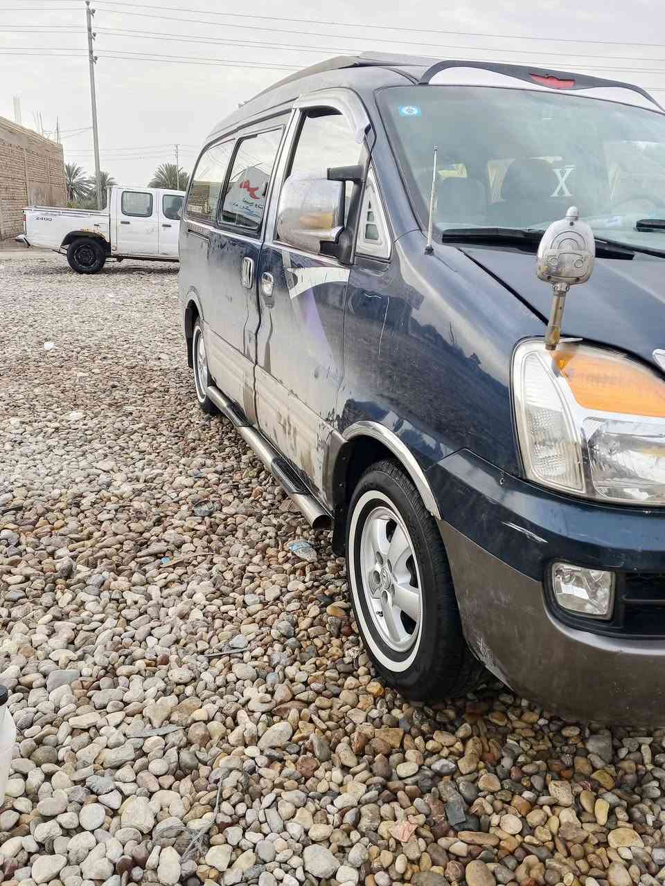 سلام عليكم 
ستاركس 2007 
كفاله عامه من ضربه وصبغ وتبديل 
سياره كارتون 
مسكر اتو اصل سياحي
كير مكينه بل كارتون ستوني شادهن 
حداديه وره وكدام كارتون كاردن اكسل كله بل كارتون 
تخم تاير ستوني شاده 
فول مواصفات تبريد لمس  ساعه خضره سياره مدوشمه كشنات وارضيه وبيه سفريات 
سياره ماتخسر عليه الف الله شاهد 
تبريد ثلج تدفئه كلشي بيه شغال ماكو شي ما يشتغل 
مكاني ديوانيه قضاء عفك 
***********
***********
