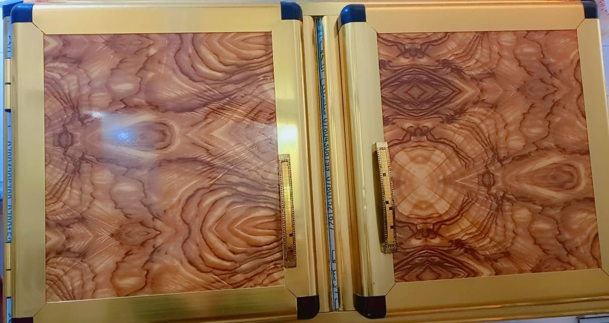 كاونتر بابين للبيع ب ١٥٠وبي مجال مكان بلنجف
ميلاد شارع الجنه عمود١٤٢


**إذا كنت صاحب هذا الإعلان وتريد حذفه لأي سبب، رجاءا أرسل رسالة إلى الدعم الفني**