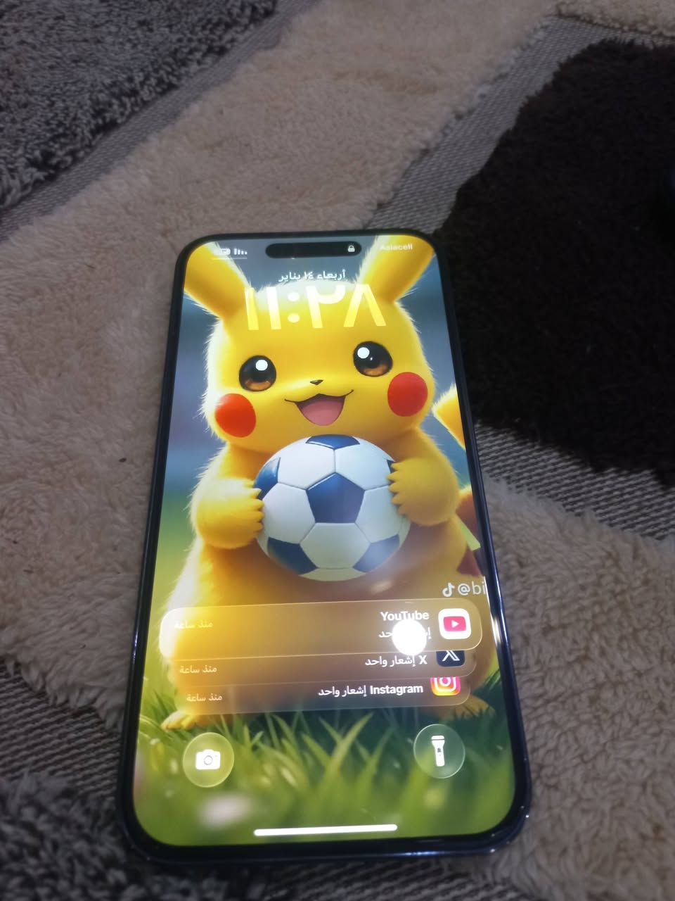 السلام عليكم
ايفون 14برو ماكس 
نضيف كلش مابي اي زلغ 
مامبدل بي شي بس بطارية معلاية
بطاريته 99
نضافة ٩٩%
للبيع او مراوس بايفون ١٥ نضيف وانطي فرق
السعر ٨٦٠ وبي مجال
***********
