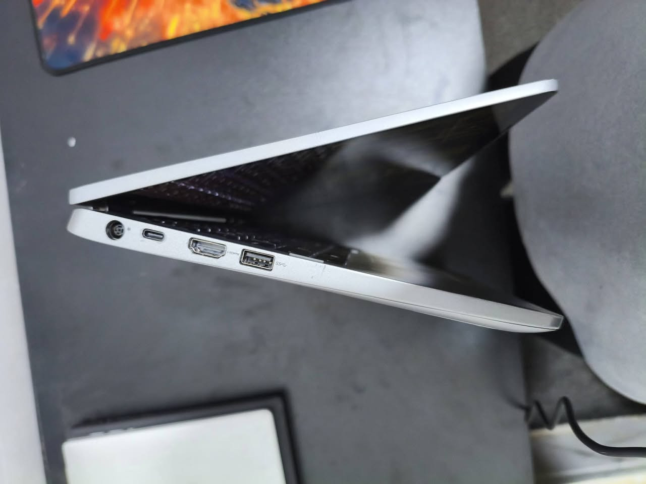 Dell Latitude 5310 2-
in-1 Touch Convertible 
i5-10310U 1.70GHz
 8GB RAM
  شاشه 13.3. لمس
256GB M.2
 وتساب*********** فقط
300
