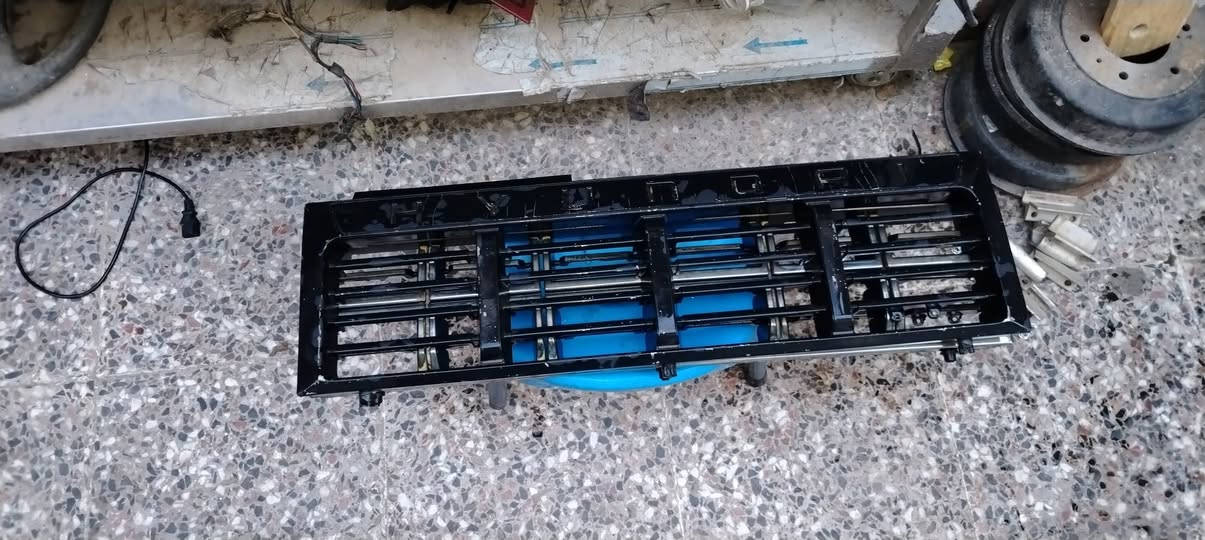 غراض كالوبر للبيع حاويه بغداد مدينة الصدر ***********
