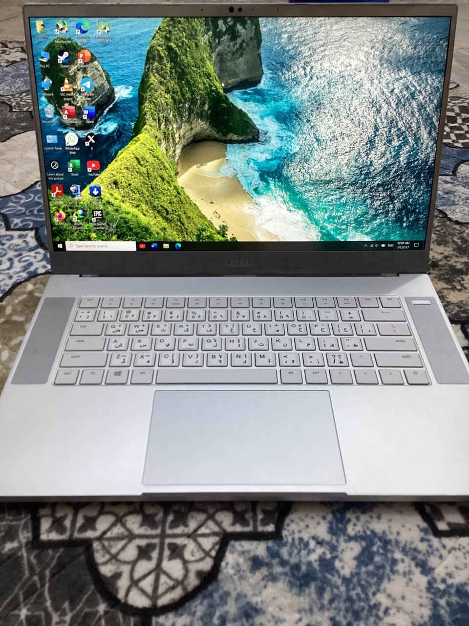 لابتوب Razer Blade Gaming للبيع

المواصفات:
- المعالج: Intel Core i7-8750H
- كرت الشاشة: GTX 1070
- الرام: 16GB
- مناسب للألعاب الثقيلة، الدراسة، والشغل

الجهاز نظيف ويشتغل بشكل ممتاز، استعمال شخصي.
ما بي مشاكل أو صيانة.

السعر: 620,000 دينار عراقي (قابل للمساومة البسيطة للجادين فقط)

الموقع: محافظة المثنى - الرميثه 

التسليم يد بيد، ماكو توصيل.
للمهتمين مراسلة خاص. حمزة, القادسية


**إذا كنت صاحب هذا الإعلان وتريد حذفه لأي سبب، رجاءا أرسل رسالة إلى الدعم الفني**