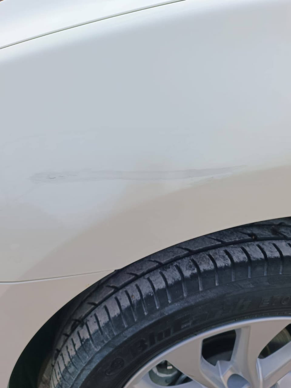 سلام عليكم 

سنتره للبيع موديل 25 

 ماشيه 5000

سياره بوضع شركه 

مكفوله كفاله عامه عده شخط 

بسيط كلش 

سياره معروفه مواصفاته 

***********

سعر 131 أو بيه مجال بسيط كلش 

مكاني بغداد قضاء المدائن
