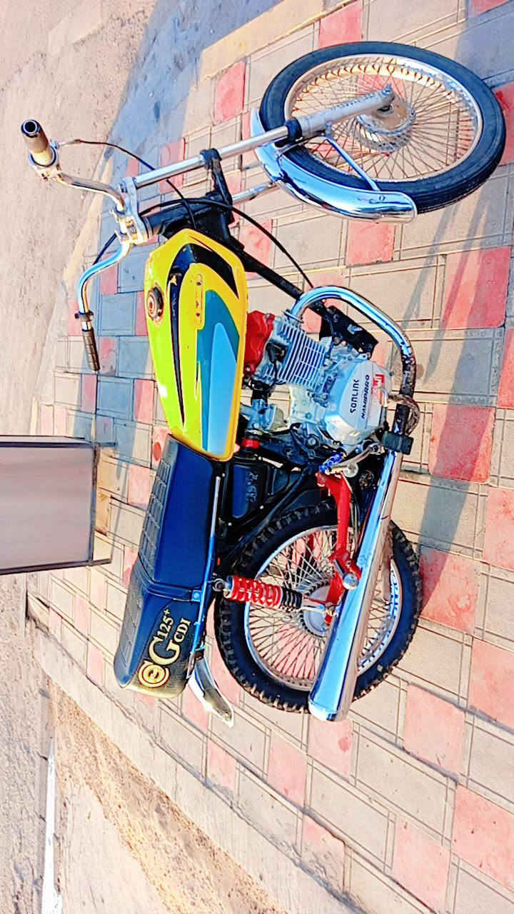 سلام عليكم دراجه اربعه كير للبيع شاصي مديل 15 اصولي ومحرك 21
دراجه اصوليه مكاني نجف شارع المطار القديم السعر 400 وبيهة مجال...واتساب موجود ***********
