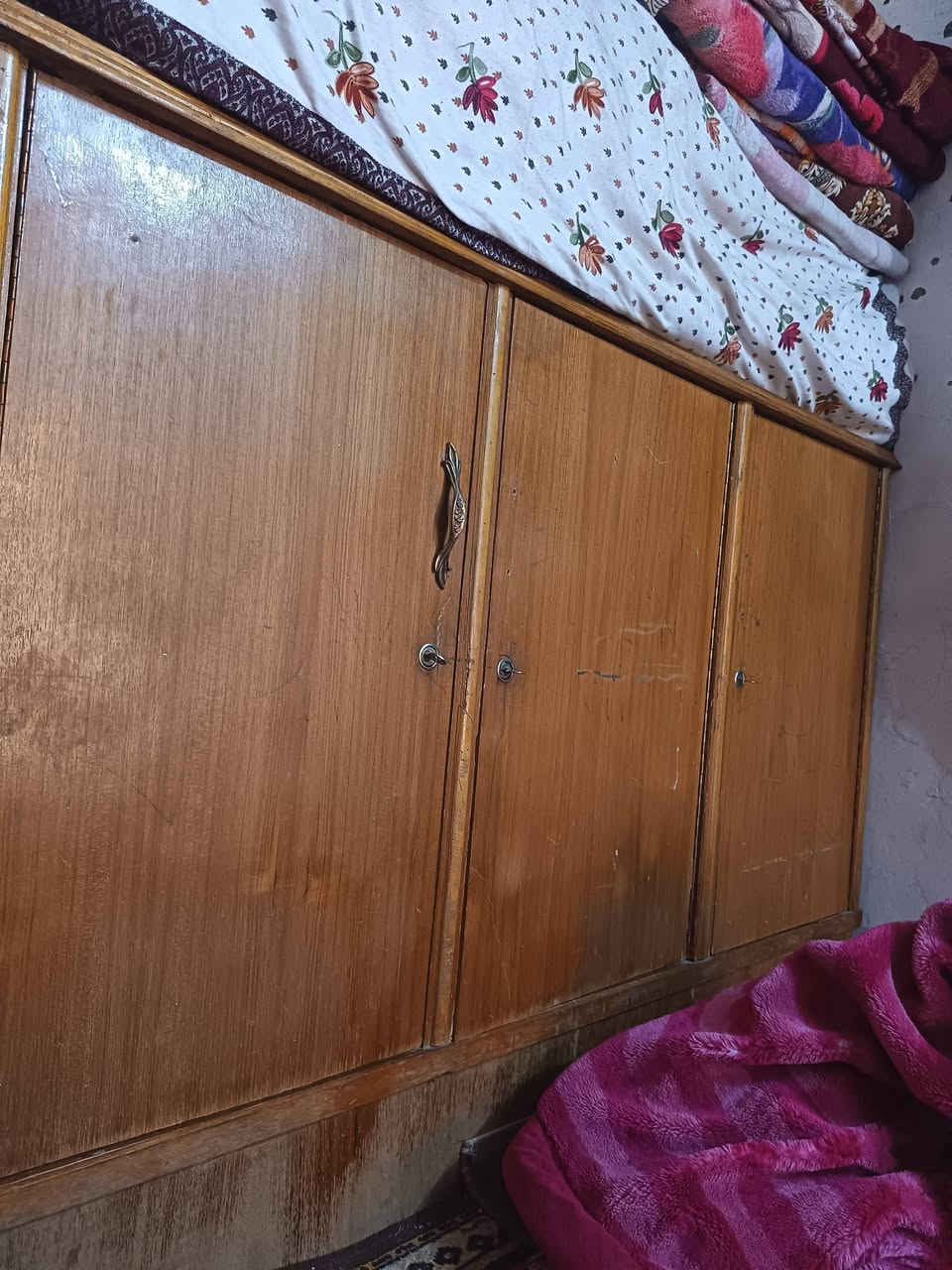 غراض للبيع مستعجل عليهن اوفن نضيف كلش وبوفية نضيفه قيم باليرضي الله
الشراي خاص او الاتصال
***********
