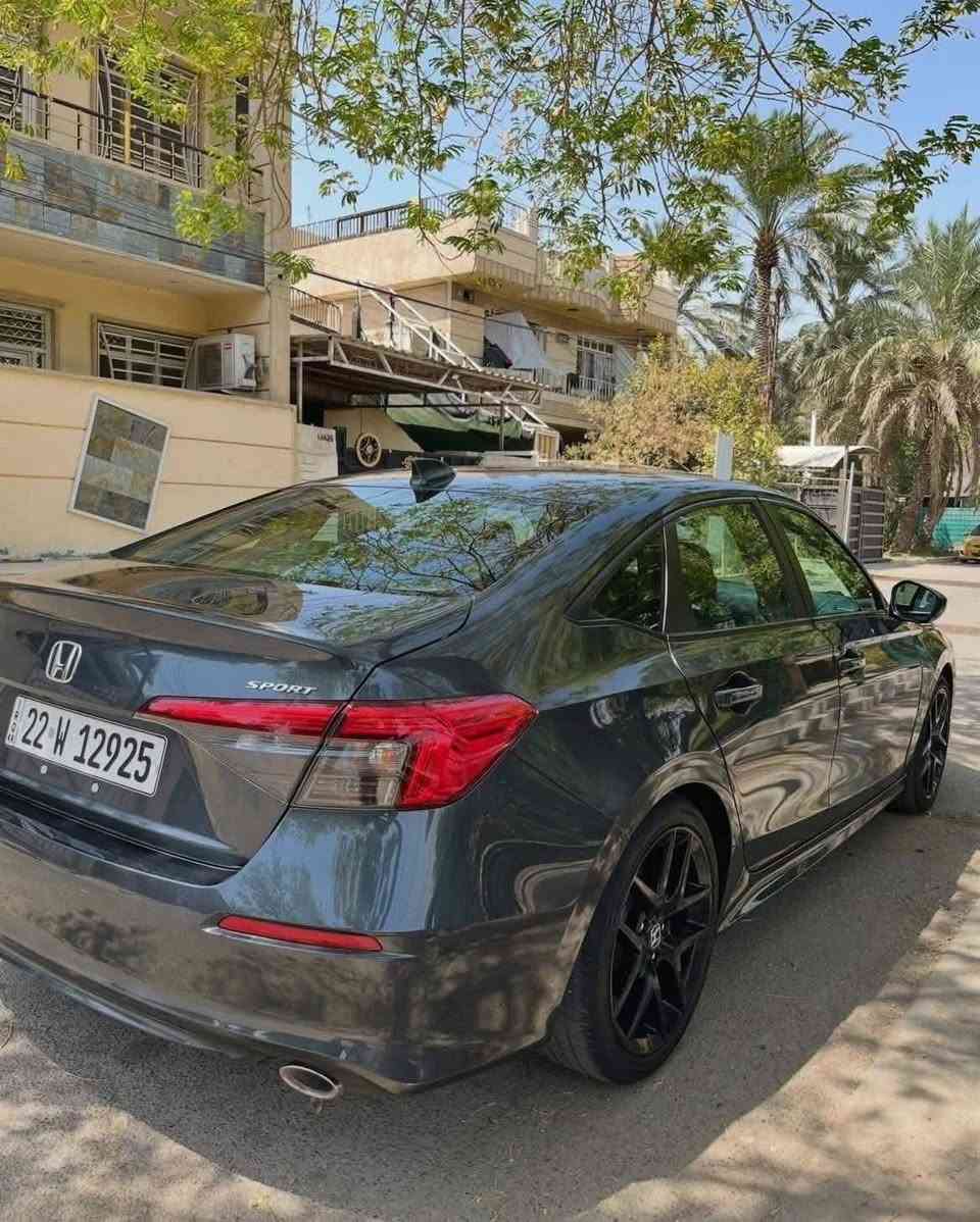 HONDA CIVIC SPORT
الموديل :2024

المحرك :2000 تنفس طبيعي

الارقام:اربيل باسمي 

العداد:22 الف 

الموصفات🔻

بصمه تشغيل -بصمه ابواب-تشغيل عن بعد-كاميرا خلفيه-تحديد مسار-مانع اصطدام-شفتات ستيرن-مود درايف nomrmal,sport,eco-اوتو ستوب-اوتو هولد-لد امامي وخلفي-لايت زنون-رادار امامي -مثبت سرعة-عداد دجتل-ويل كب رياضي  

الحادث مع السونار شامل فحص السياره عام🔻

(بنيد وجاملغ فقط ايرباك دركه)

للاستفسار: ***********

السعر :153وبيها مجال بسيط
