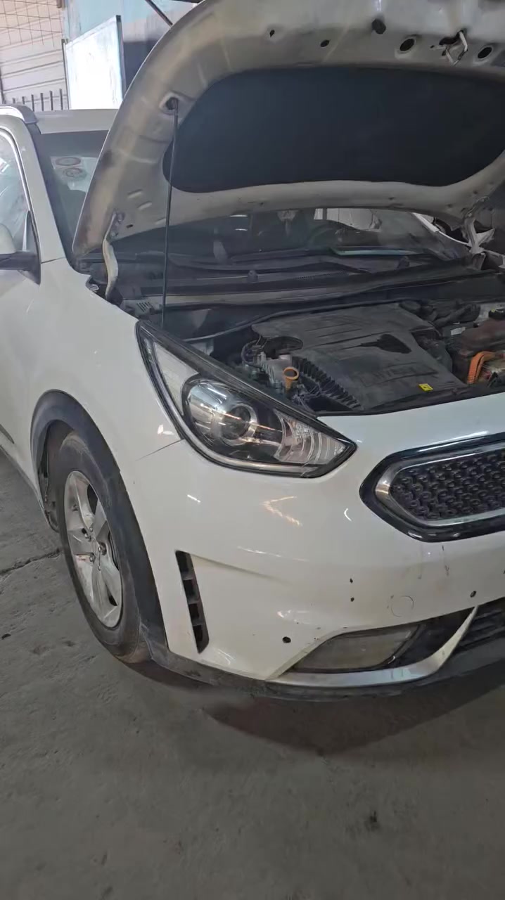 السلام عليكم زبائن #شركه_عالم_الهايبرد 
من قسم الصيانه تم اصلاع عطل نيرو 2019 
مع الضمان بالعمل
📍بغداد صناعي البياع الشارع السابع
☎️***********
☎️***********
مع توفر جميع قطع غيار السيارات الكوريه الحديثه الهايبرد والألكترك والبلكن
