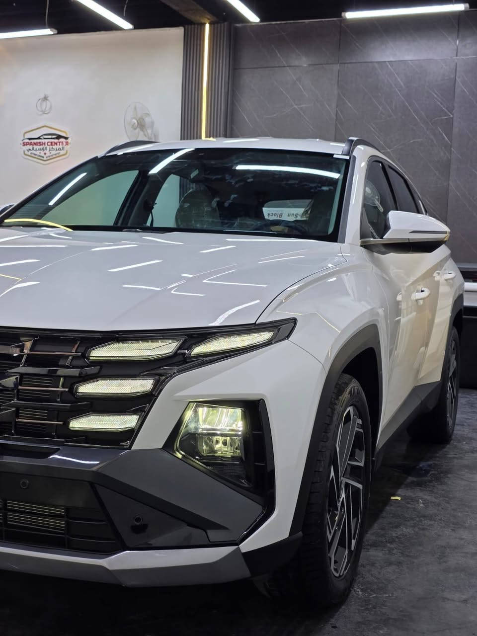 السلام عليكم توسان موديل ٢٠٢٥ خليجي السياره مشتريها بشهر ٨ جديده مكفوله كفاله عامه بيها  بي دي اف ضمان ١٠ سنوات ماشيه ١٤ الف فقط شخط بل جنطه اصبع بل بي دي اف يعني مو بل حديد السياره رقم بغداد موجوده بكربلاء السعر ٢٤٢  بيها مجال بسيط للاستفسار ***********
