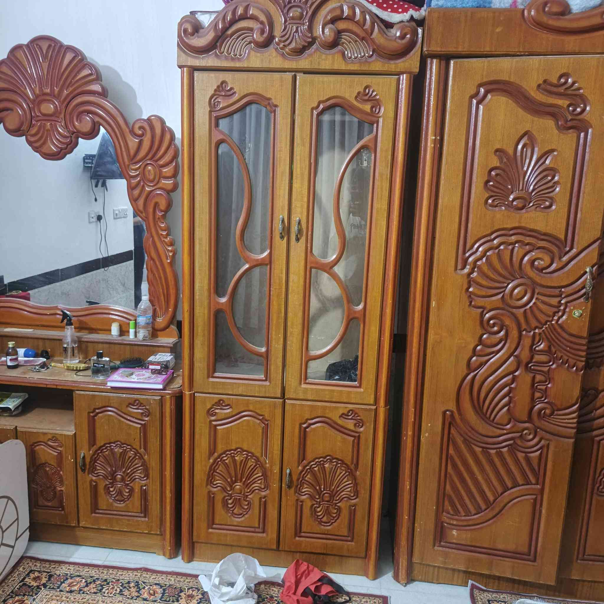 غرفه البيع
الرفاعي حي الامير 
وهاذه رقمي
***********
