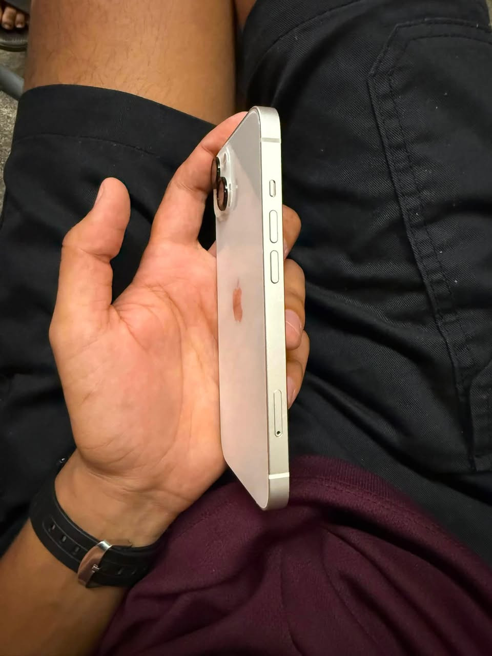 iPhone 13 

ذاكرة 128 -
بطارية 85 -
- SIM 1
الجهاز وتر بروڤ -
 حالة وكالة -
استخدام شخصي وقليل -

بيع او مراوس -

للإستفسار خاص او الاتصال على الرقم -
- ☎️ ***********
