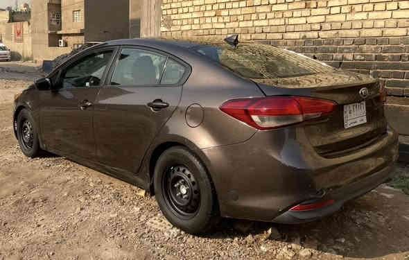 فورتي 2017 رقم بغداد ب اسمي
وارد امريكي ليبل واحد تبديل بنيد فقط 
محرك 2000 دوش / كير اي تي ام المرغوب
تحكمات / اتصال / شاشه / كامره / داخل صاج
صدر جديد / تخم تاير جديد / باتري جديد
منظومة غاز جديده 
*********** / السعر 113
