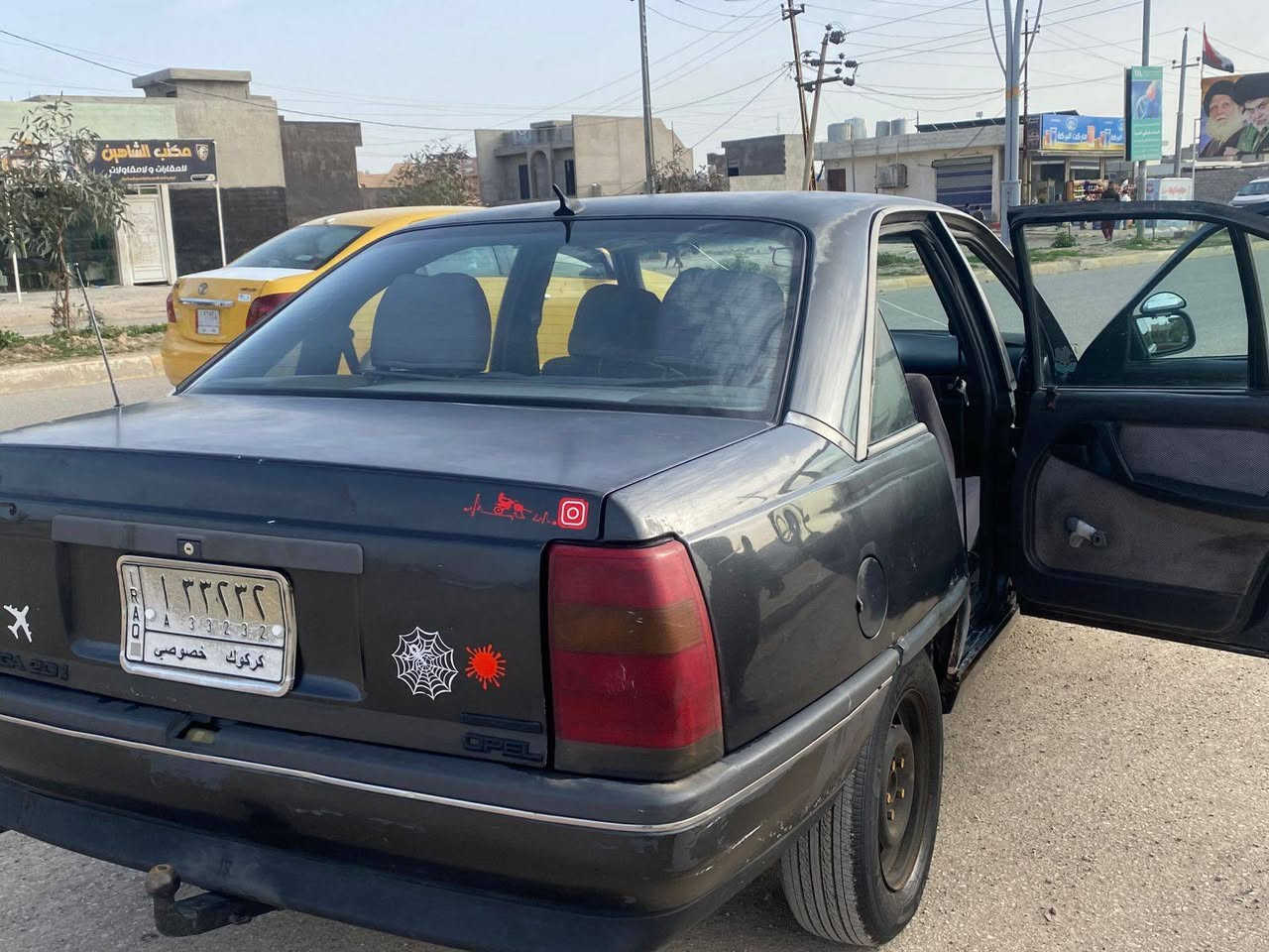 بيع مستعجل اوبل اوميكا حجم 20 موديل 1989 رقم كركوك سنويه عضم عاج لغاية 2029 شرط التحويل والغرامات كير محرك بطه  كهربائيات شغاله باتري جديد تايرات جديد ويل كروم لايتات جديد جام عادي السياره نضيفه عنوان السياره  كركوك الحي العسكري السعر 26 ومجال قليل
***********
