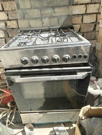 طباخ لبيع بس عيبه لباب مكسور ولباقي كله شقال  تخم لبيع  ١٢٥ وبيه مجال ...