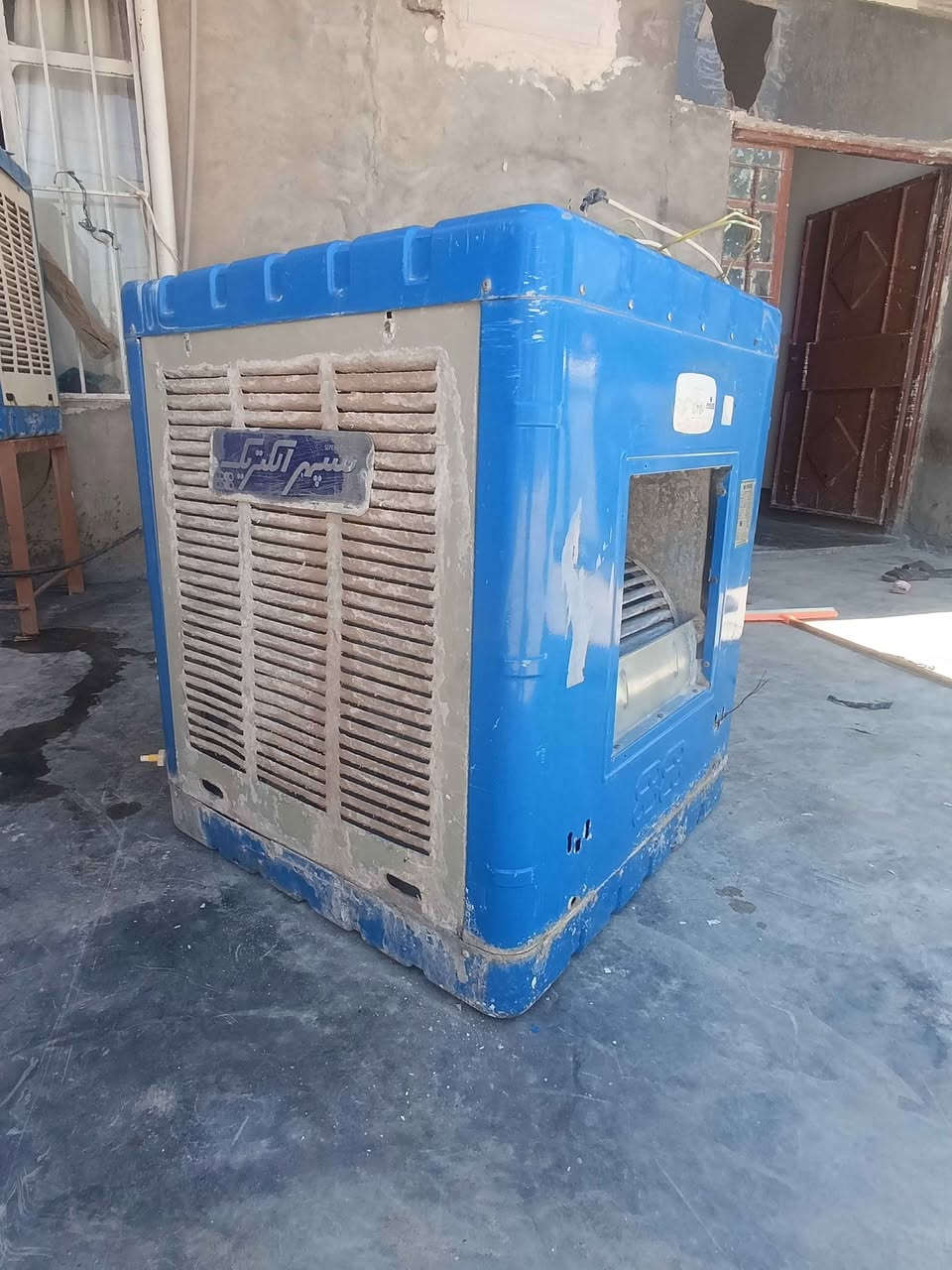 مبرده سوبر 2سرعه شغال بل شرط السعر 100وبي مجال قليل التصال *********** مكاني حي النصر كركوك, العراق
