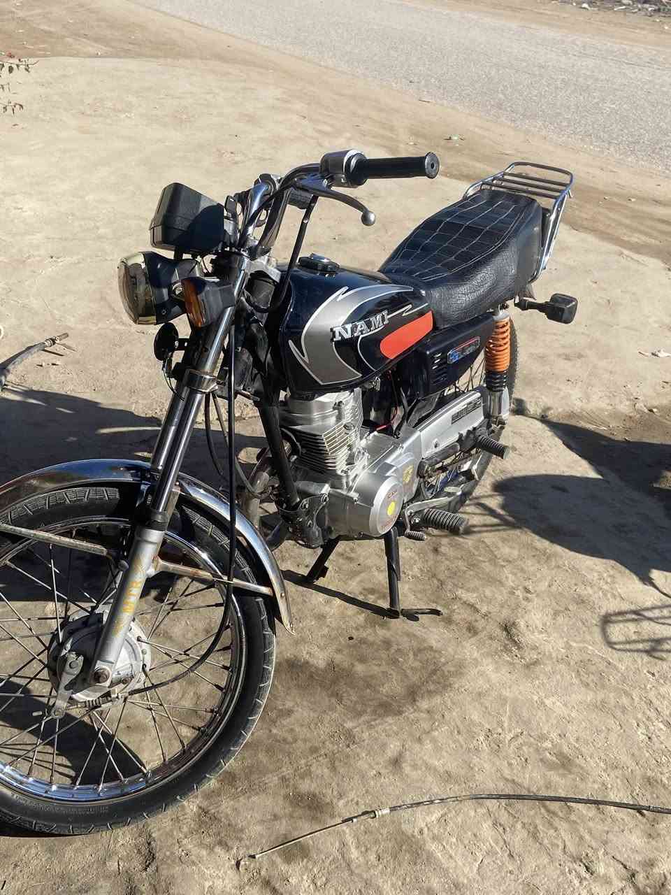 سلام عليكم شباب دراجه ربعه كير رشا وراق  صولي 2018
صولي مو سكنر مكينه جديده شاد ما مفتوحه 
كهربايات كله شغله دراجه جاهزه مابيها اي نقص مكاني كربلاء 
السعر ٤٥٠ وبيها مجال قليل  ***********
