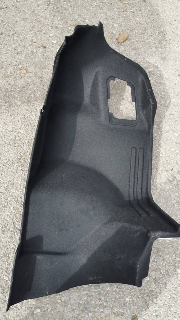 تفصيخ كي فور . مسطره كامله. رادار جامه .نرمايد صندوق + بونيد / ضفيره باب كامله
ضفيره رادار خلفي
مبخره بانزين + عبوه فيتمب اصلي + خزان بانزين 
حداده امامي خلفي 
بطاين صندوق وويل 
غرفه كامله كفرات تكم ودشبول فرس كامل
الاسعار مناسبه
***********
