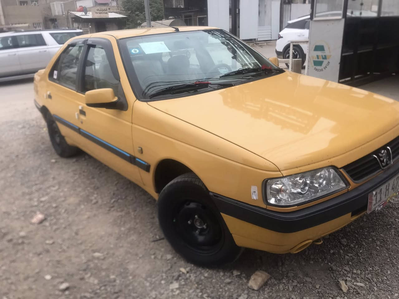 بيجو لميس ٢٠١٦ سياره كلش حلوه بيهه صبغ بل باب السايق شبر بس سياره حلوه مكفوله محرك وكير بغداد الجديده *********** السعر ٤٣ وبيهه مجال قليل
